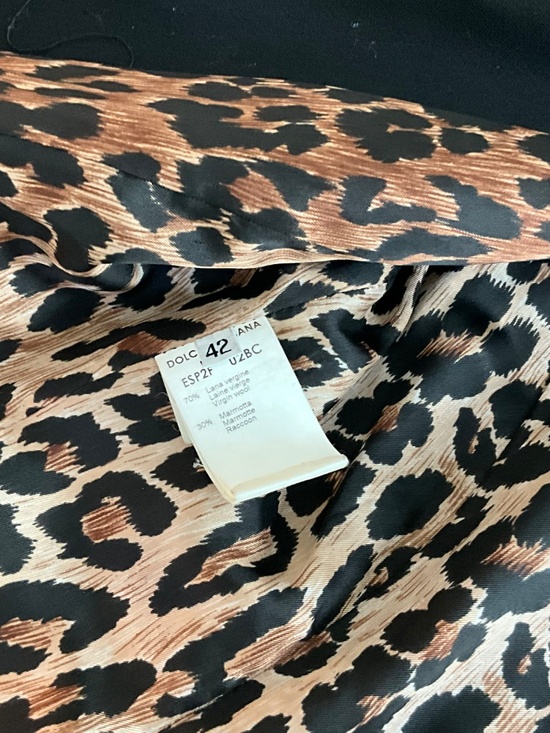 Women’s Jacket - Picture 4 of 5